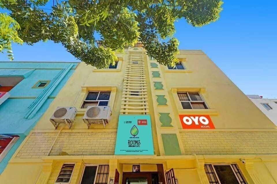Oyo 81287 Empire Inn Chennai Eksteriør bilde